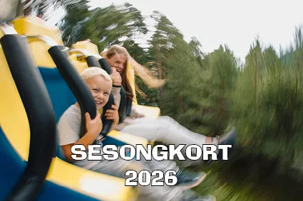 Barn og voksen i Olas froskehopp