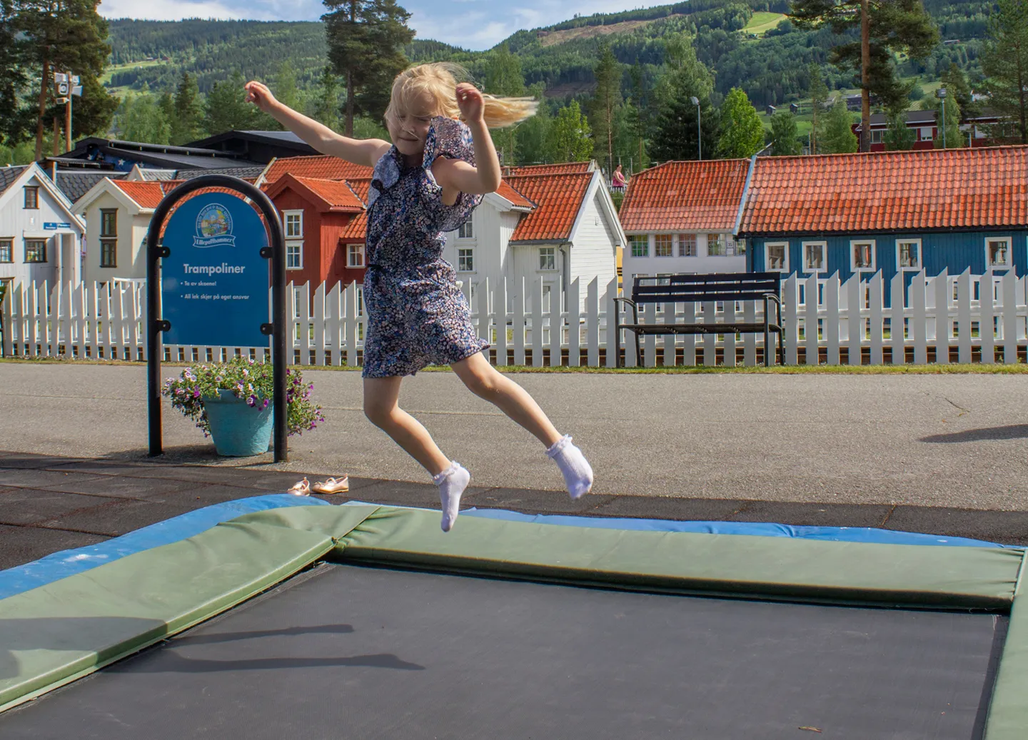 Trampoline